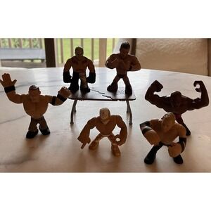 WWE Rumblers 2" Mattel Wrestling Mini Figures Lot of 6 Used Figures & Table